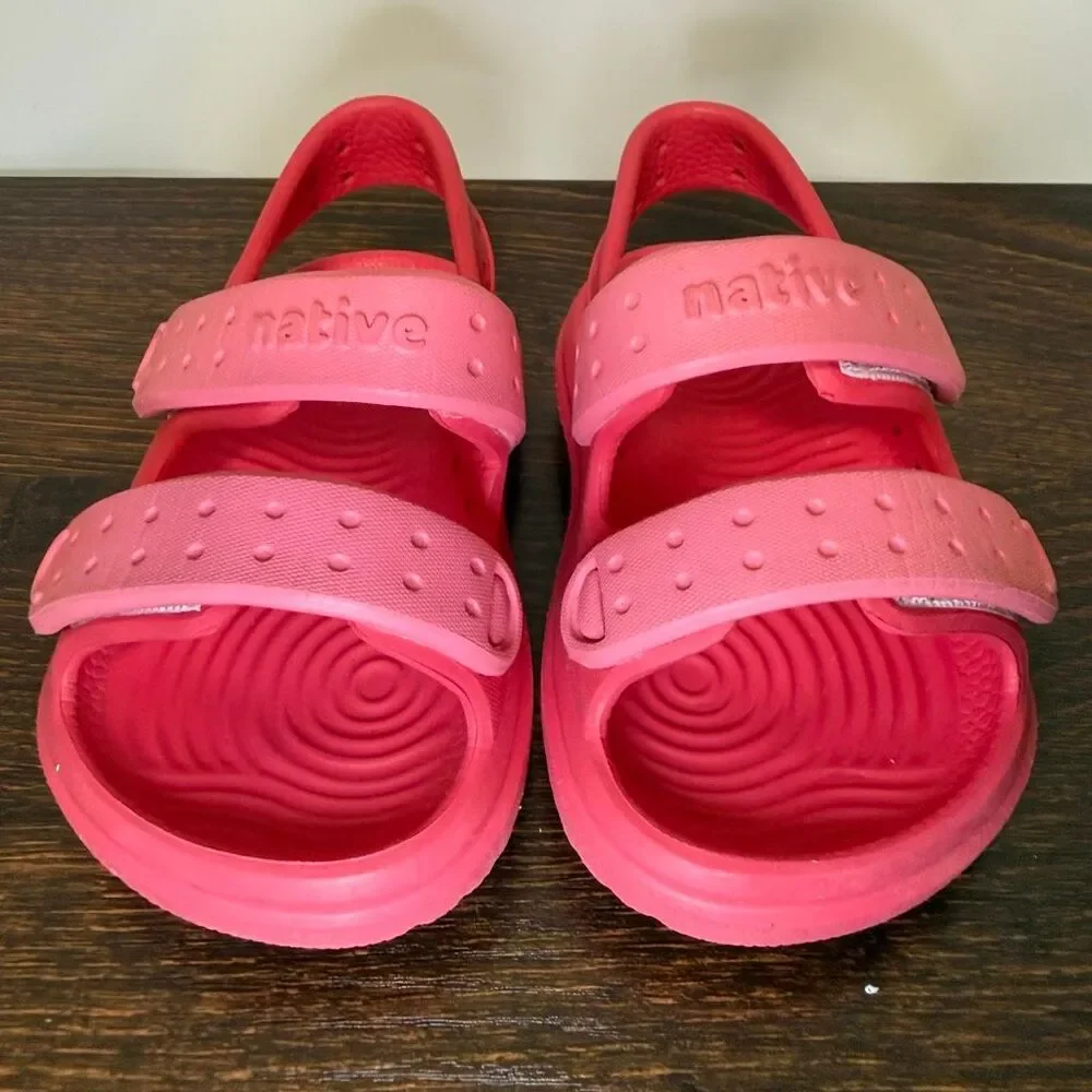 Native Chase pink adjustable straps rubber sandal size C4 – 5 inch